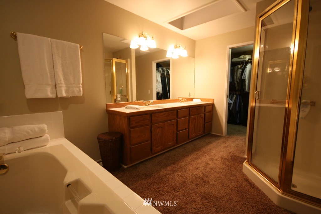 712 Fieldston Road Bellingham, WA 98225 - Photo 12 of 15