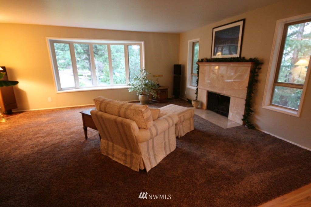 712 Fieldston Road Bellingham, WA 98225 - Photo 3 of 15
