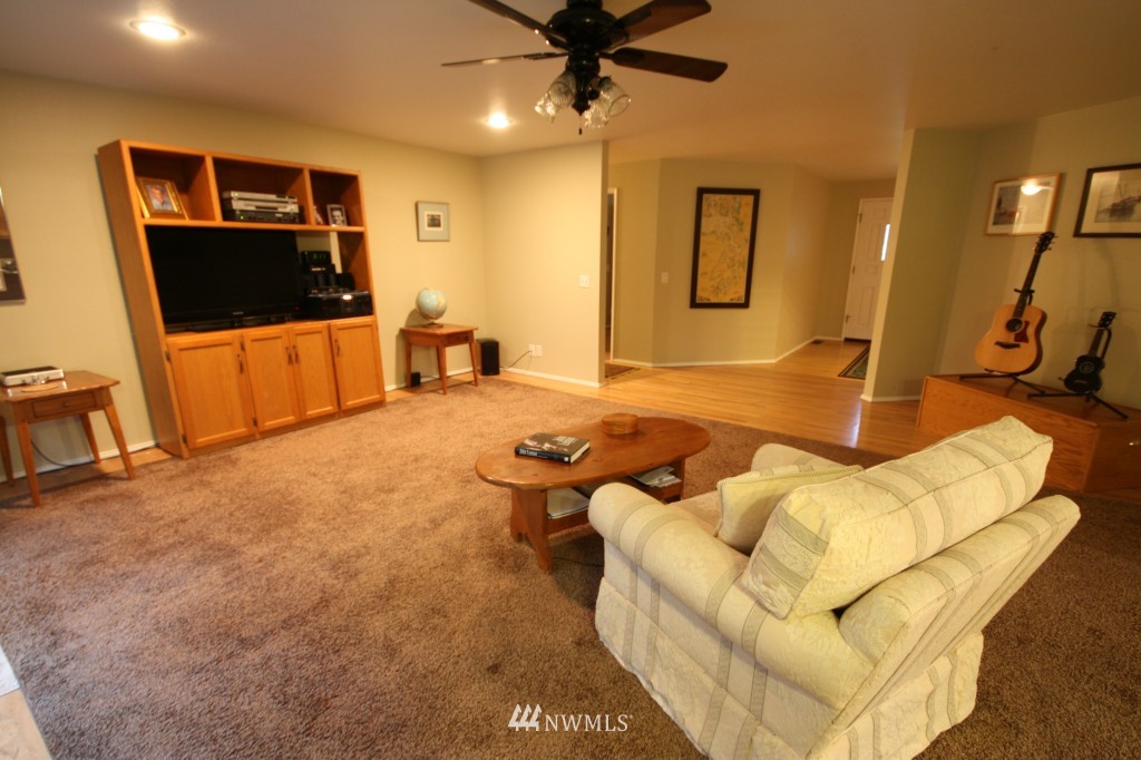712 Fieldston Road Bellingham, WA 98225 - Photo 6 of 15