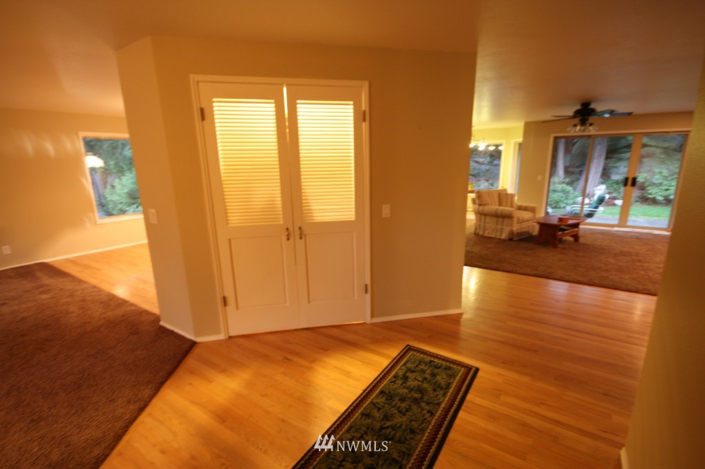 712 Fieldston Road Bellingham, WA 98225 - Photo 8 of 15