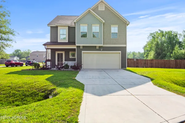 $1,950 | 401 Hope Court, Jacksonville, NC 28540