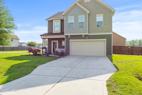 $1,950 | 401 Hope Court, Jacksonville, NC 28540