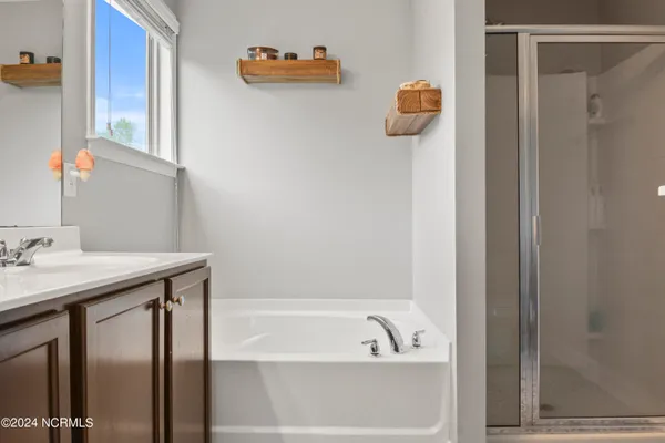 $1,950 | 401 Hope Court, Jacksonville, NC 28540