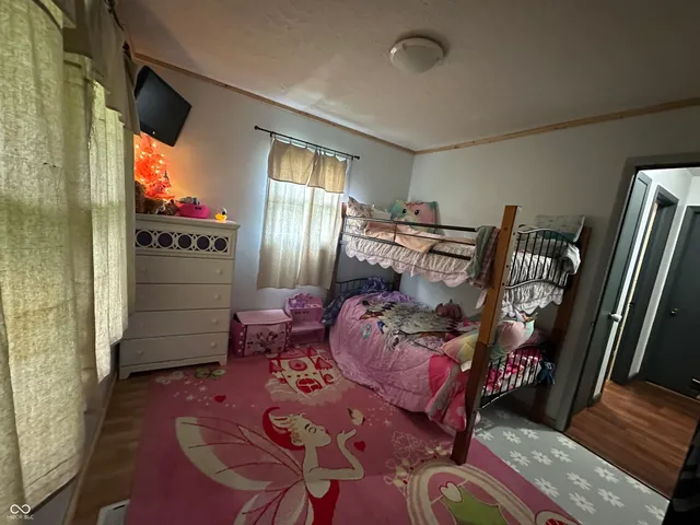 $299,900 | 1357 South Haslers Road, Bloomfield, IN 47424