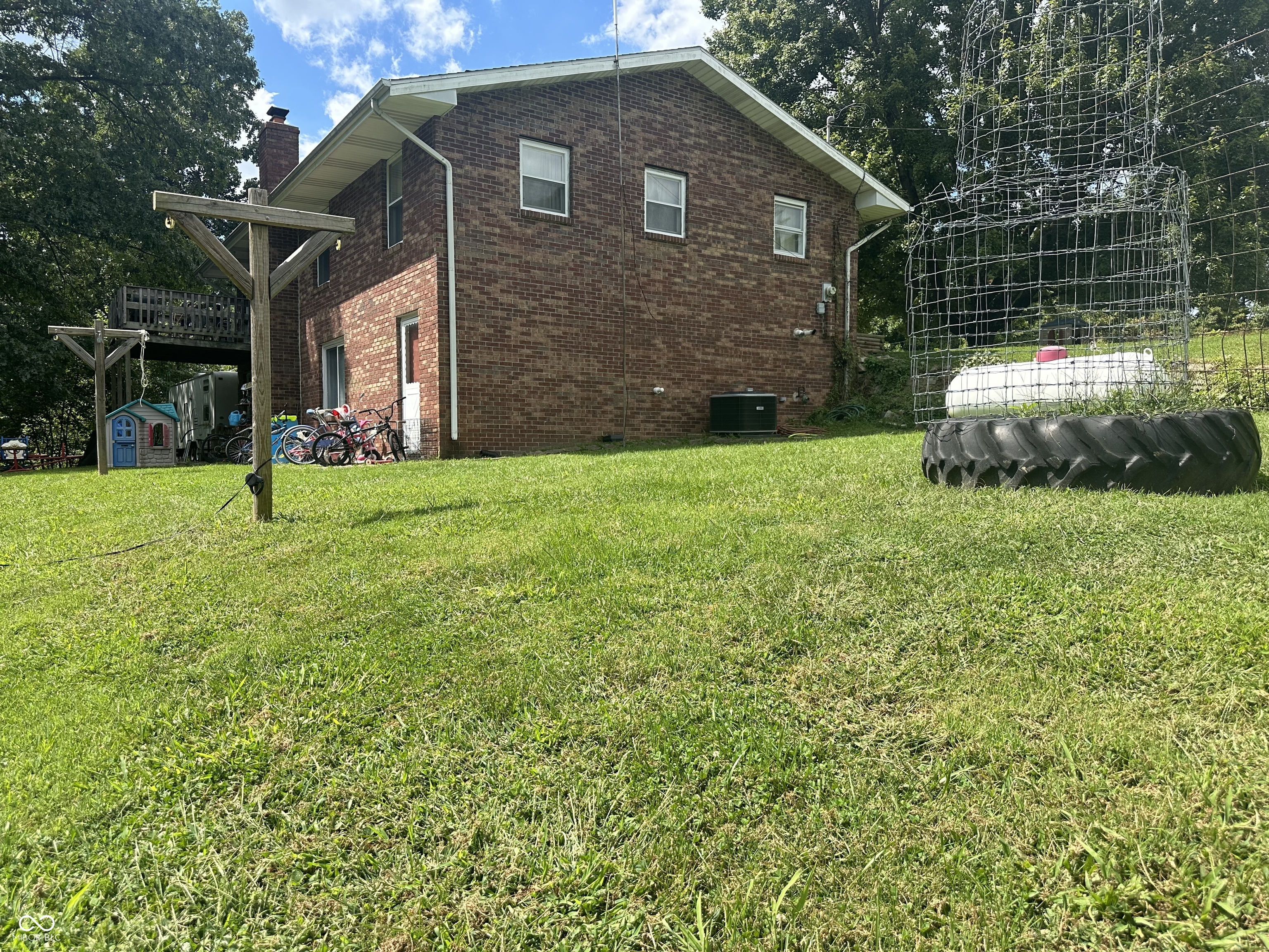 1357 South Haslers Road Bloomfield, IN 47424 - Photo 4 of 28