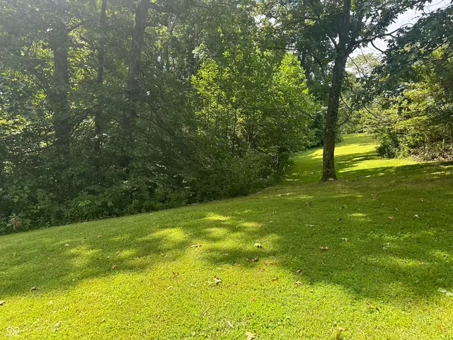 $299,900 | 1357 South Haslers Road, Bloomfield, IN 47424