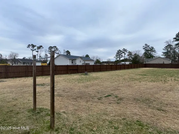 $1,550 | 203 Kali Court, Richlands, NC 28574