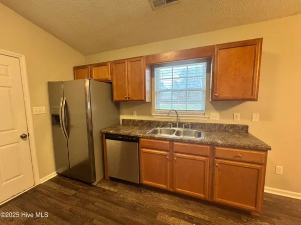 $1,550 | 203 Kali Court, Richlands, NC 28574