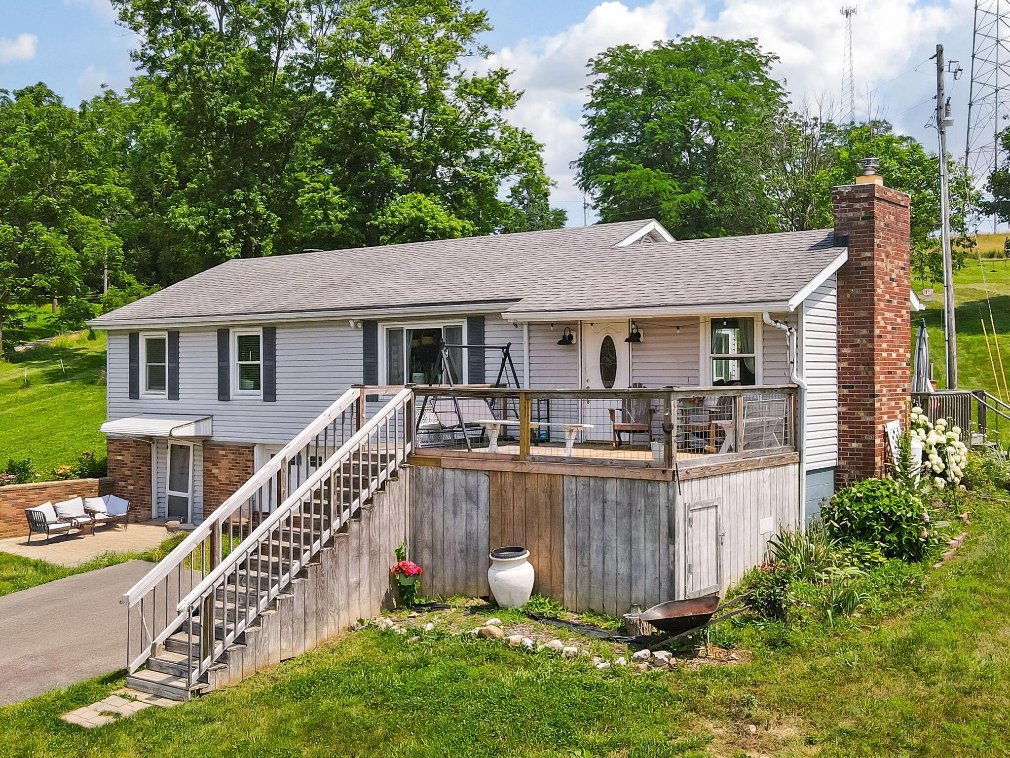26262 Jackson Road Circleville, OH 43113 - Photo 4 of 87 4