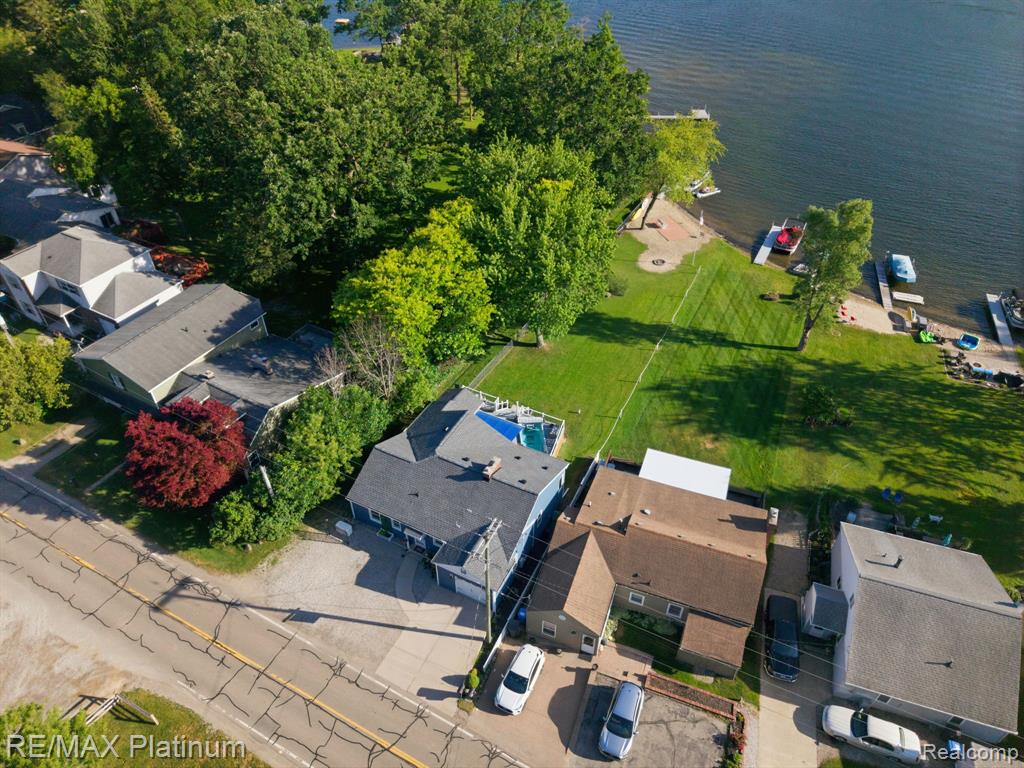 1612 South Hughes Road Brighton, MI 48114 - Photo 47 of 53