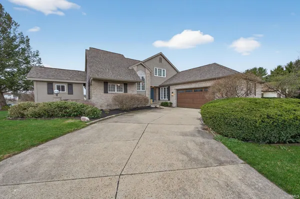 $524,900 | 11356 Anderson Lake Drive, Granger, IN 46530