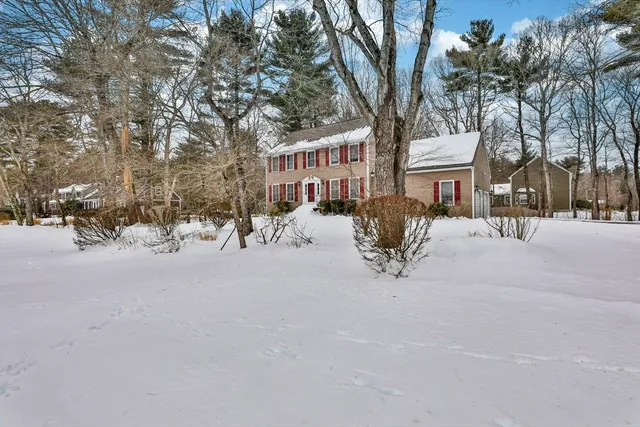 $810,000 | 1 Deer Path Lane, Mansfield, MA 02048