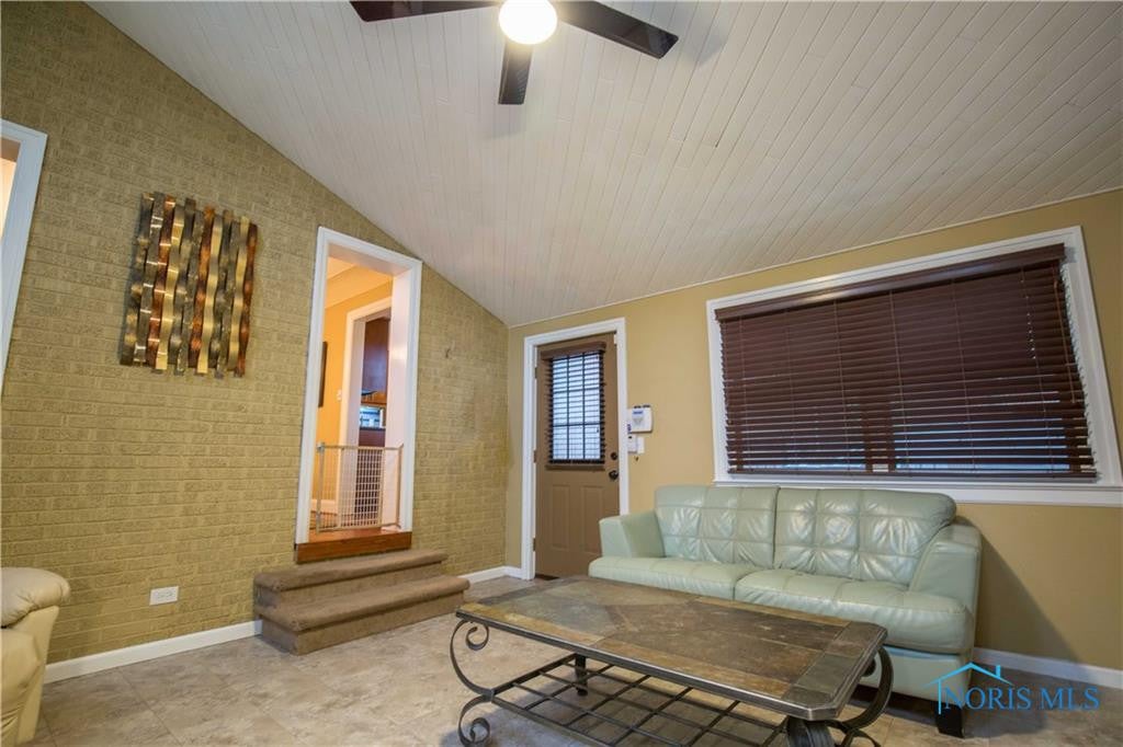 3018 Goddard Road Toledo, OH 43606 - Photo 13 of 36 Gallery Image 13
