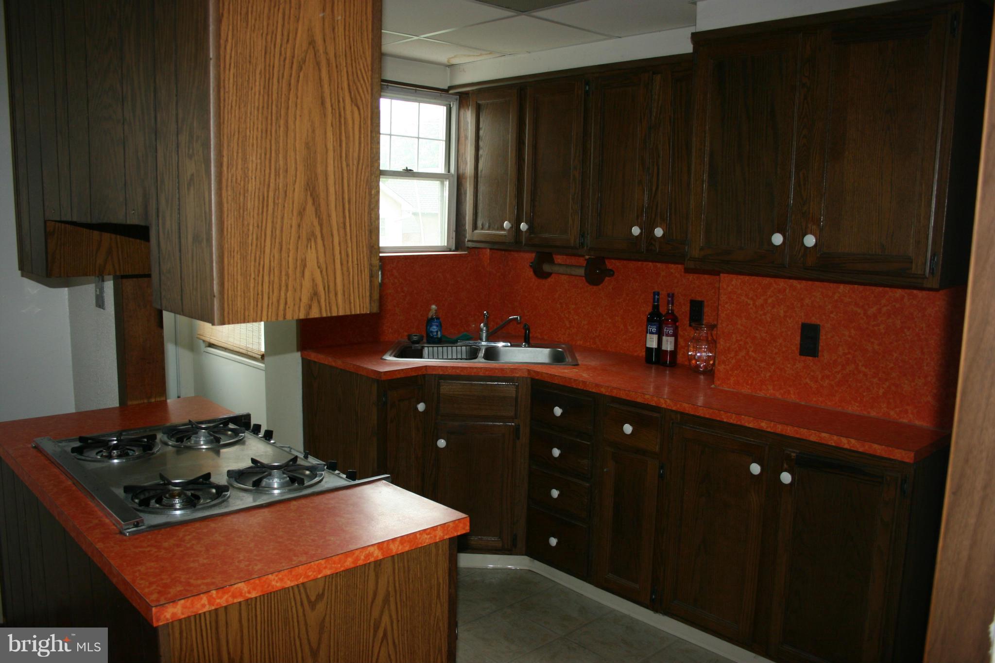 58 Township Road Baltimore, MD 21222 - Photo 2 of 13 Kitchen
