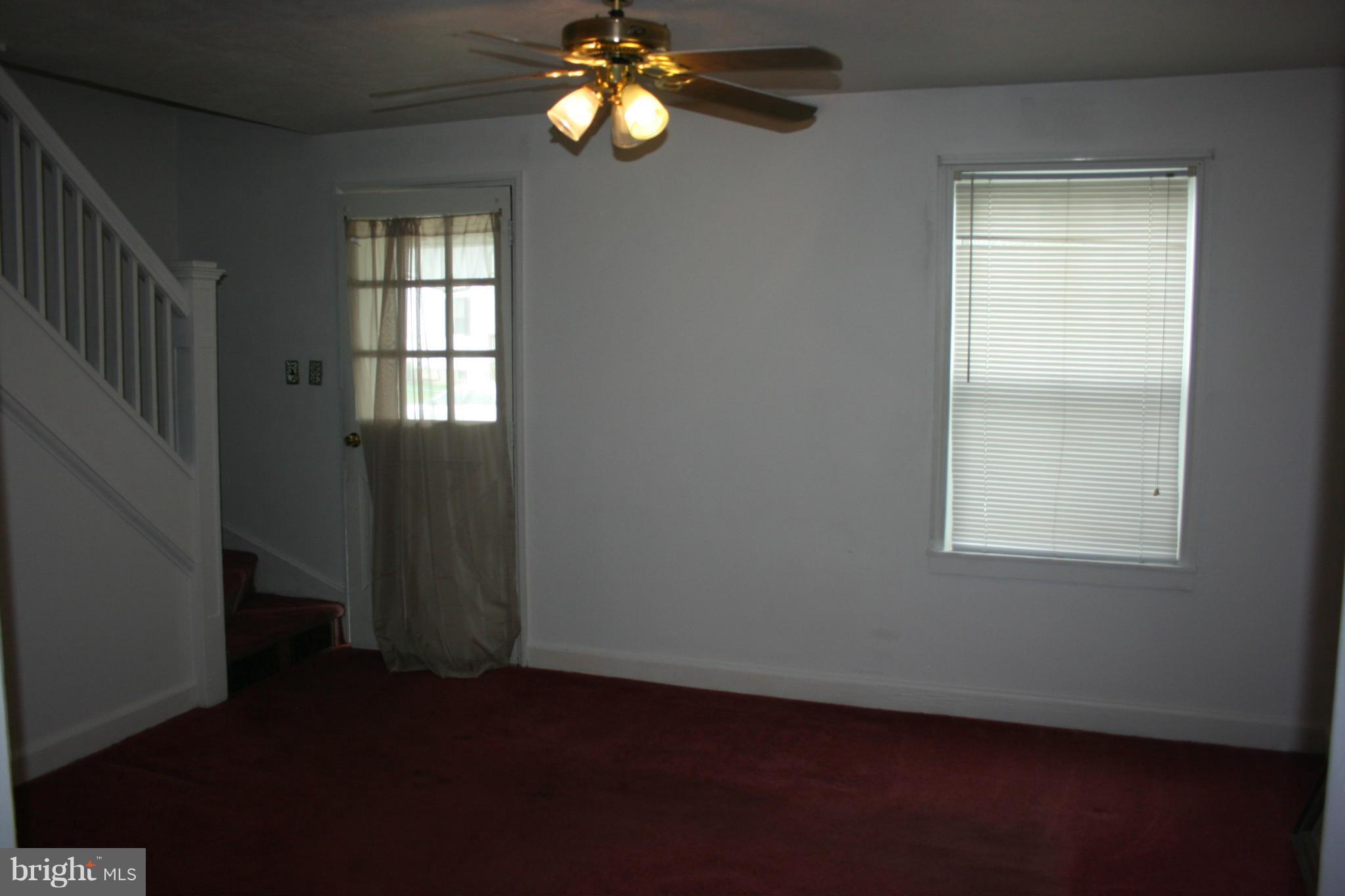 58 Township Road Baltimore, MD 21222 - Photo 5 of 13 Living Room