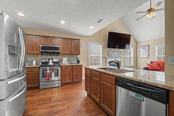 $424,900 | 2505 Auldridge Drive, Christiana, TN 37037