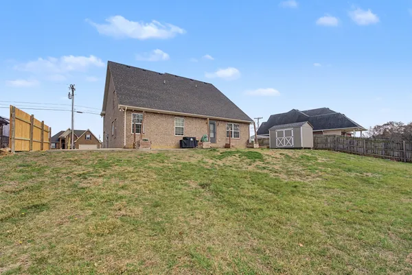$424,900 | 2505 Auldridge Drive, Christiana, TN 37037