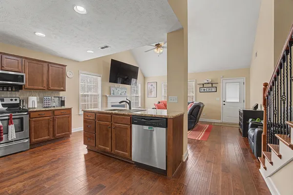 $424,900 | 2505 Auldridge Drive, Christiana, TN 37037
