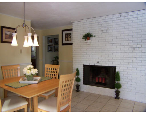 12 Carmel Road Andover, MA 01810 - Photo 8 of 21 Gallery Image 8