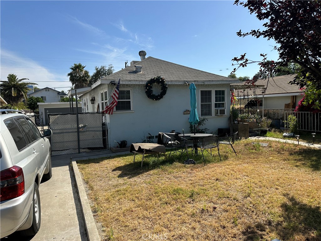 3432 Russell Street Riverside, CA 92501 - Photo 2 of 20 Front of Home