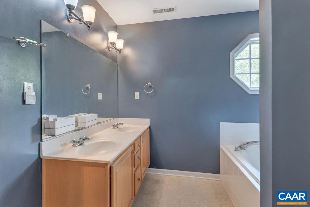 12 River Ridge Drive Palmyra, VA 22963 - Photo 17 of 42 Gallery Image 17