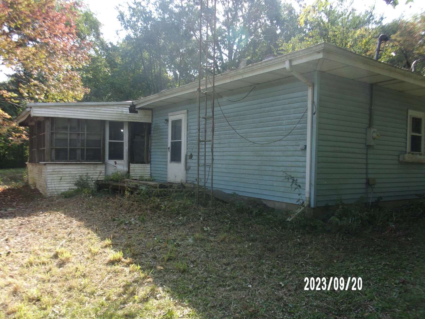 2788 East Twp 121 Road Sheldon, IL 60966 - Photo 3 of 12 a view of a house with a yard