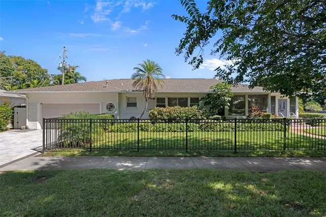 $1,450,000 | 105 17th Avenue Northeast, St. Petersburg, FL 33704