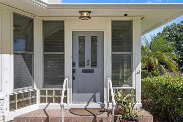 $1,450,000 | 105 17th Avenue Northeast, St. Petersburg, FL 33704