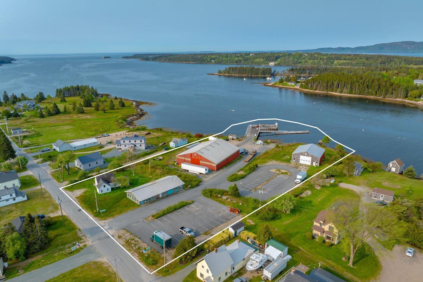 88 Sargent Street Winter Harbor, ME 04693 - Photo 2 of 16 W3-ME2793-02-WHMC-DTP