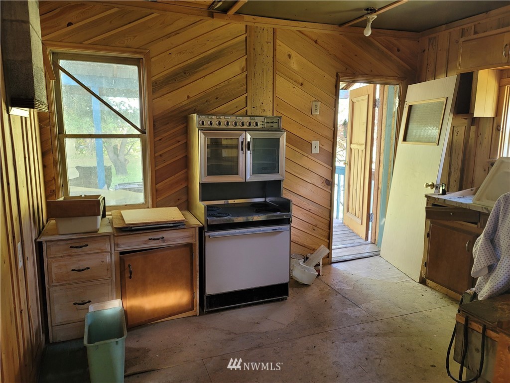 5 Bretz Road Tonasket, WA 98855 - Photo 8 of 16 Gallery Image 8