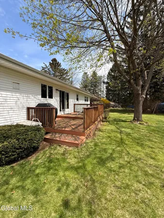 $349,900 | 17 Plaid Place, Clifton Park, NY 12065