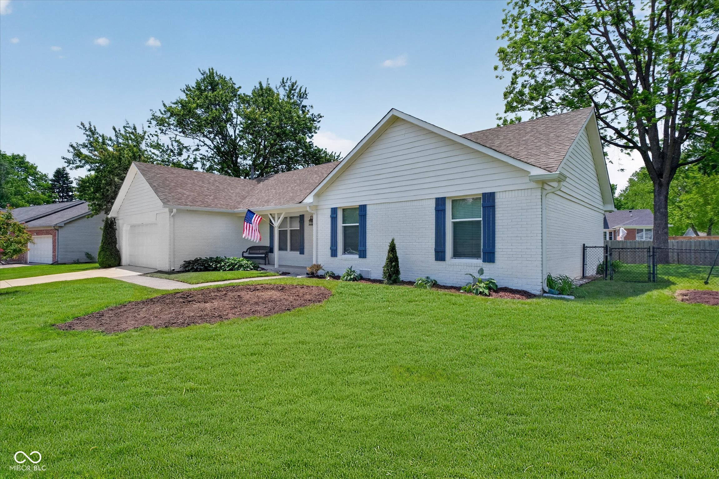 12764 Charing Cross Road Carmel, IN 46033 - Photo 2 of 51