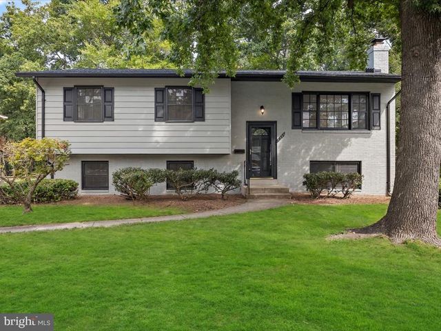$587,000 | 7386 Roxbury Avenue, Manassas, VA 20109