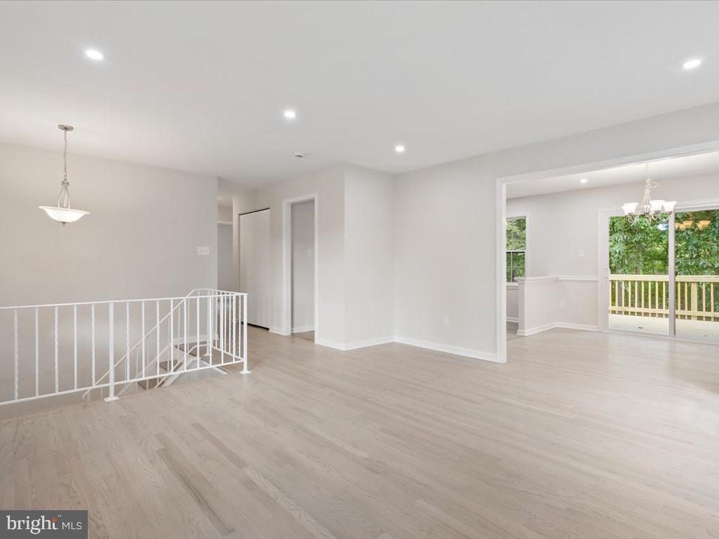 7386 Roxbury Avenue Manassas, VA 20109 - Photo 10 of 39 Gallery Image 10