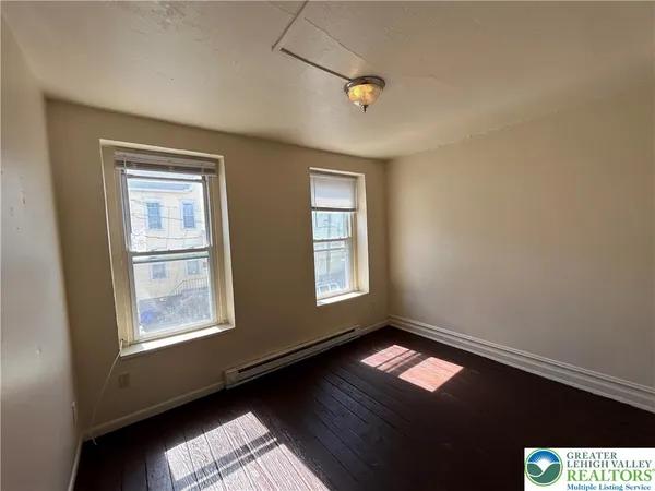 $1,375 | 617 Itaska Street, Bethlehem, PA 18015