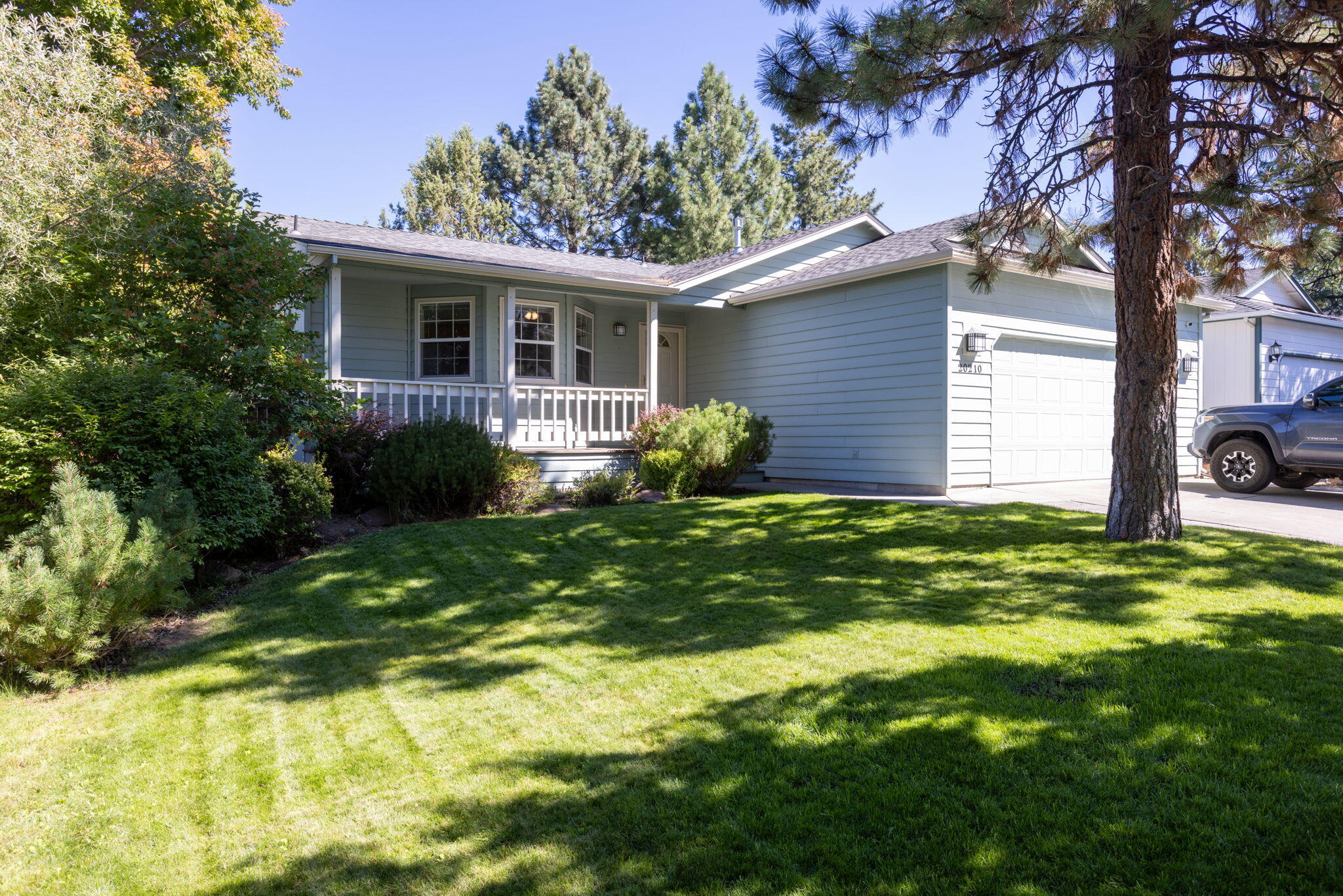 20210 Star Ridge Court Bend, OR 97703 - Photo 26 of 27 31-web-or-mls-20210 Star Ridge Court-31