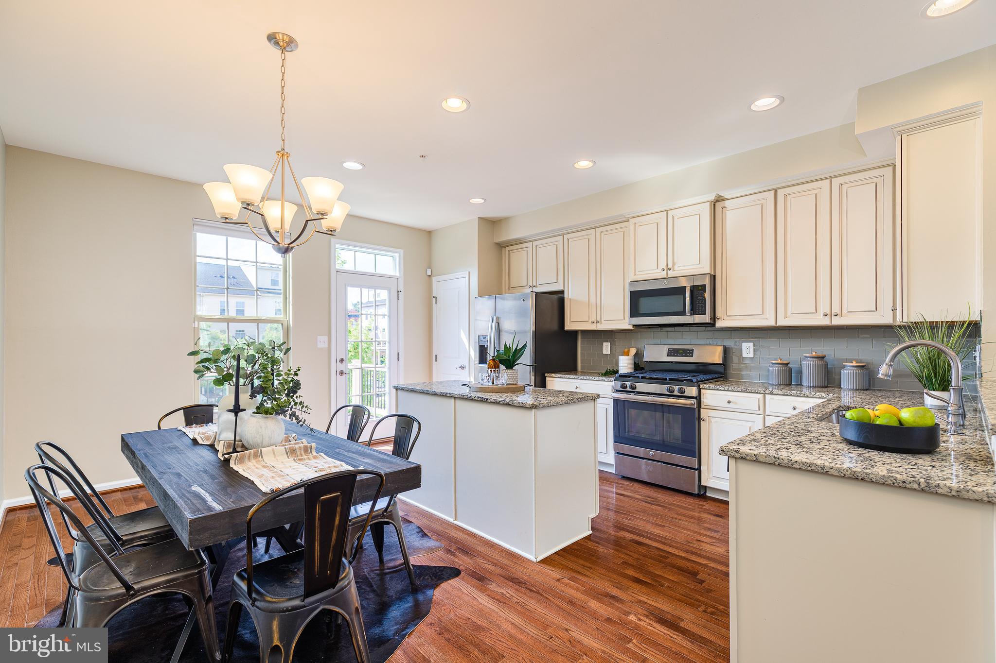 1002 Rutland Avenue Baltimore, MD 21205 - Photo 13 of 45