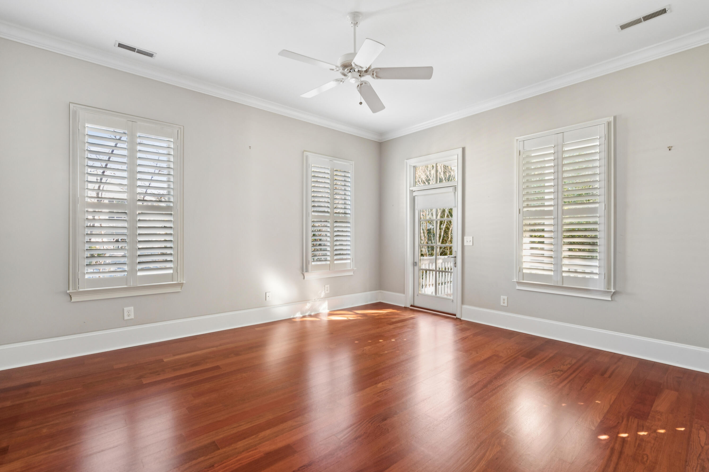 23 Mobile Street Mount Pleasant, SC 29464 - Photo 26 of 55 23MobileSt-KeenEyeMarketing-039