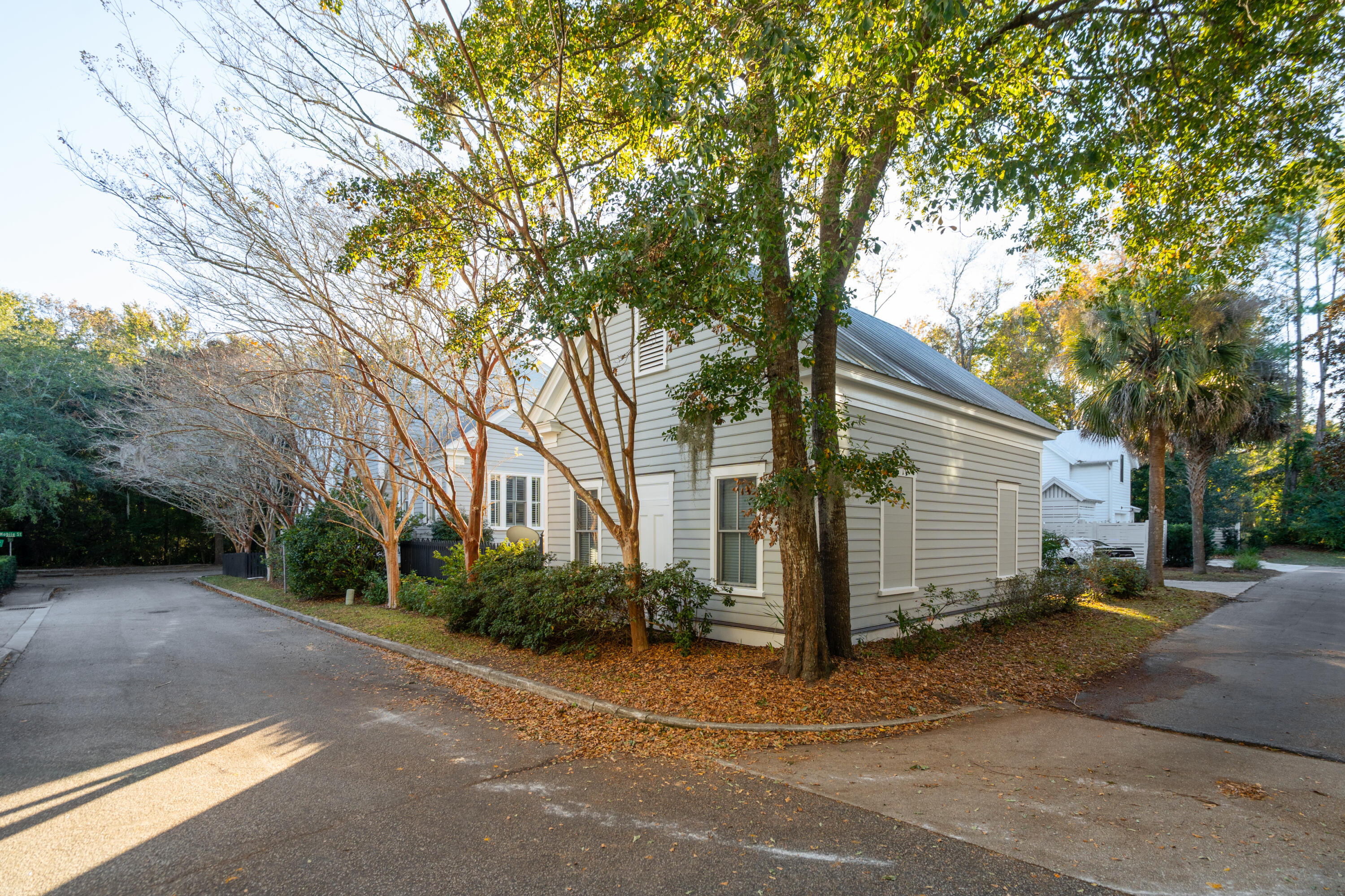 23 Mobile Street Mount Pleasant, SC 29464 - Photo 47 of 55 23MobileSt-KeenEyeMarketing-065