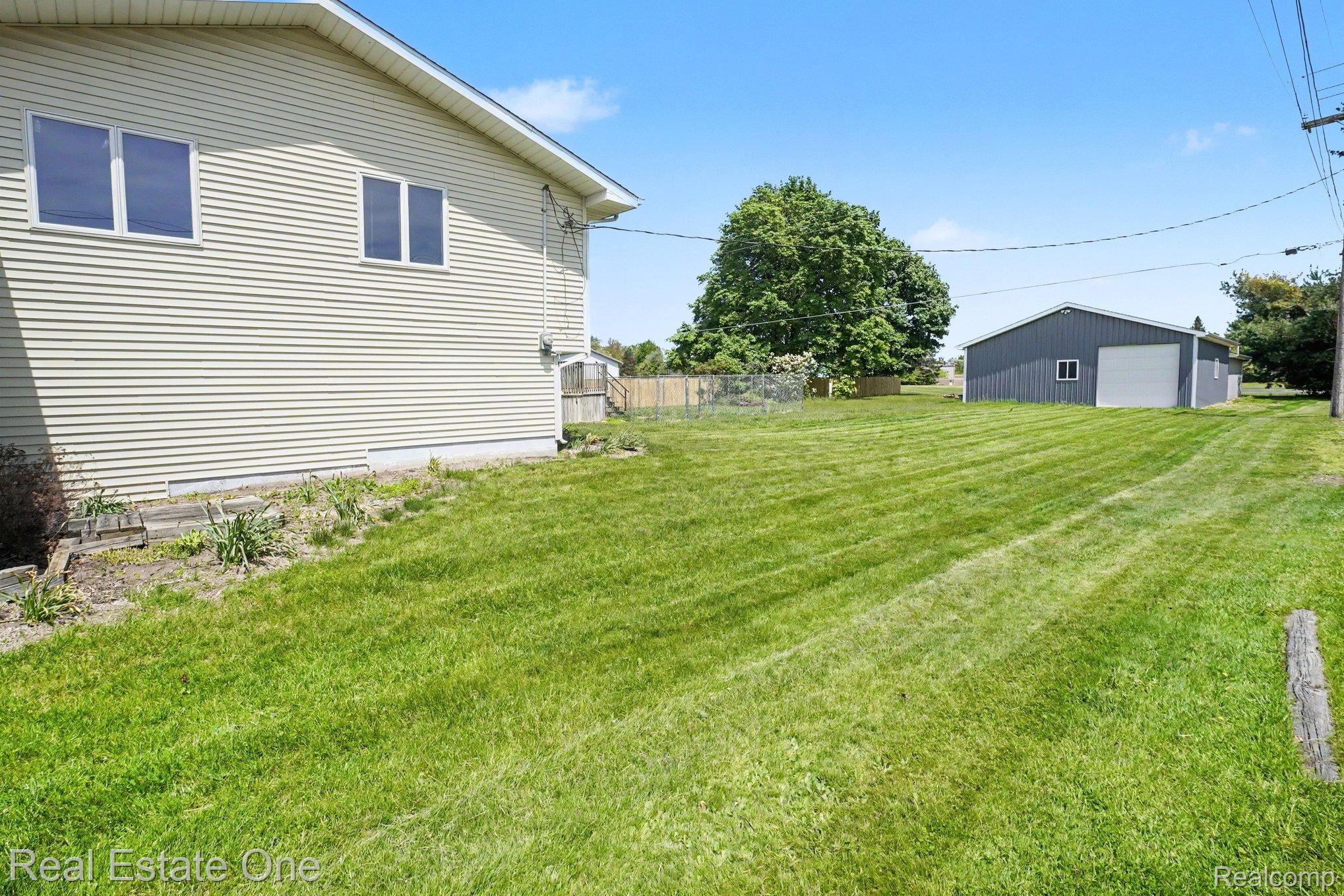 5191 Cottrell Road Vassar, MI 48768 - Photo 23 of 39 Pole Barn!