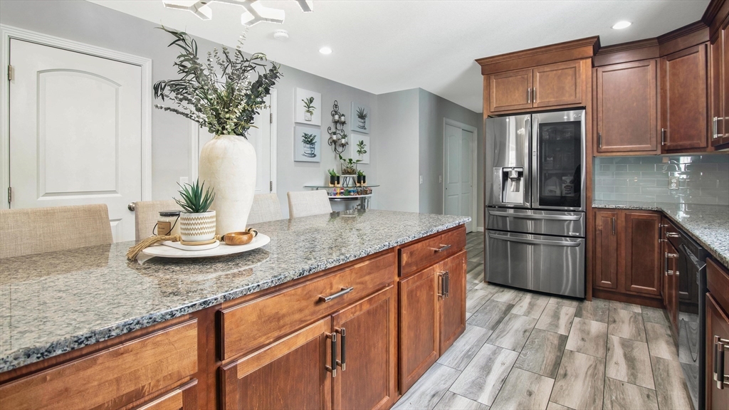 204 Naismith Street Springfield, MA 01104 - Photo 11 of 33 Gallery Image 11