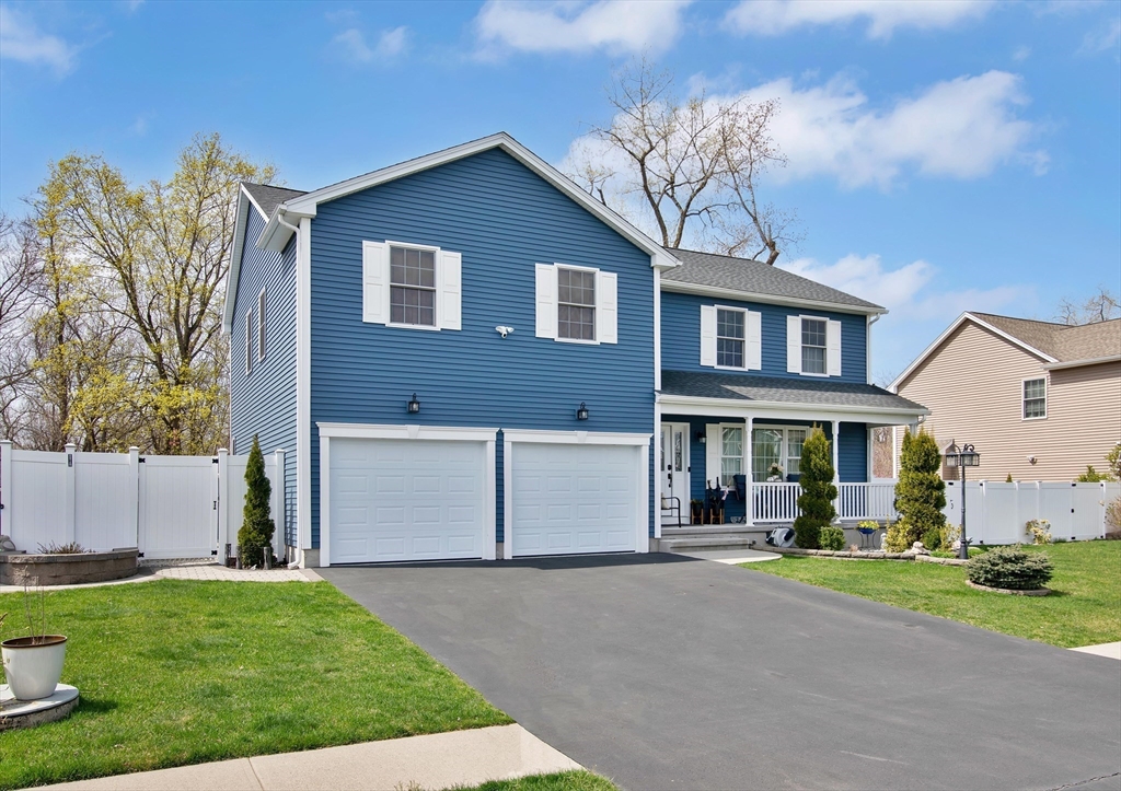 204 Naismith Street Springfield, MA 01104 - Photo 2 of 33 Gallery Image 2