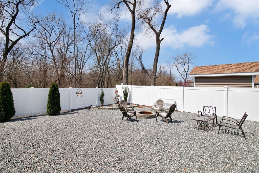204 Naismith Street Springfield, MA 01104 - Photo 24 of 33 Gallery Image 24