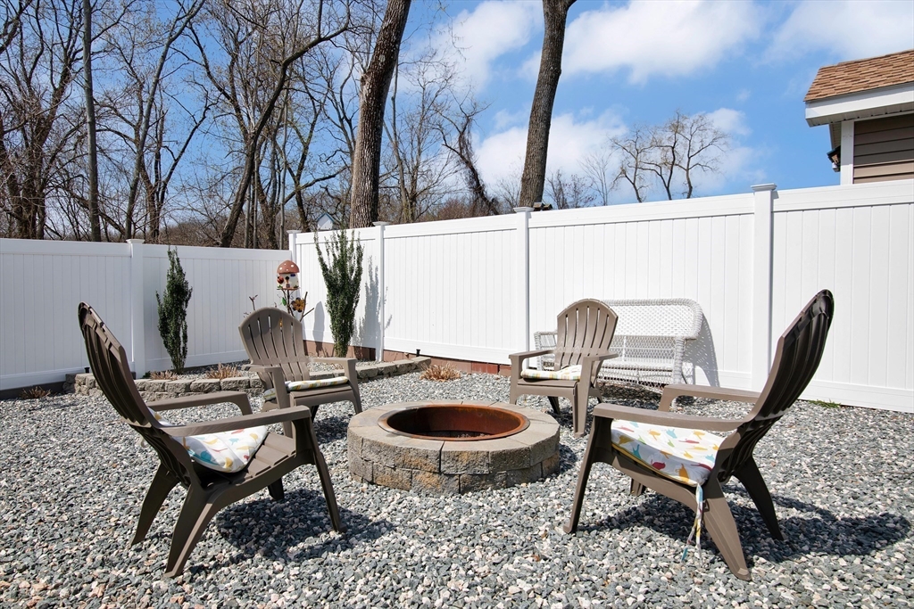 204 Naismith Street Springfield, MA 01104 - Photo 26 of 33 Gallery Image 26