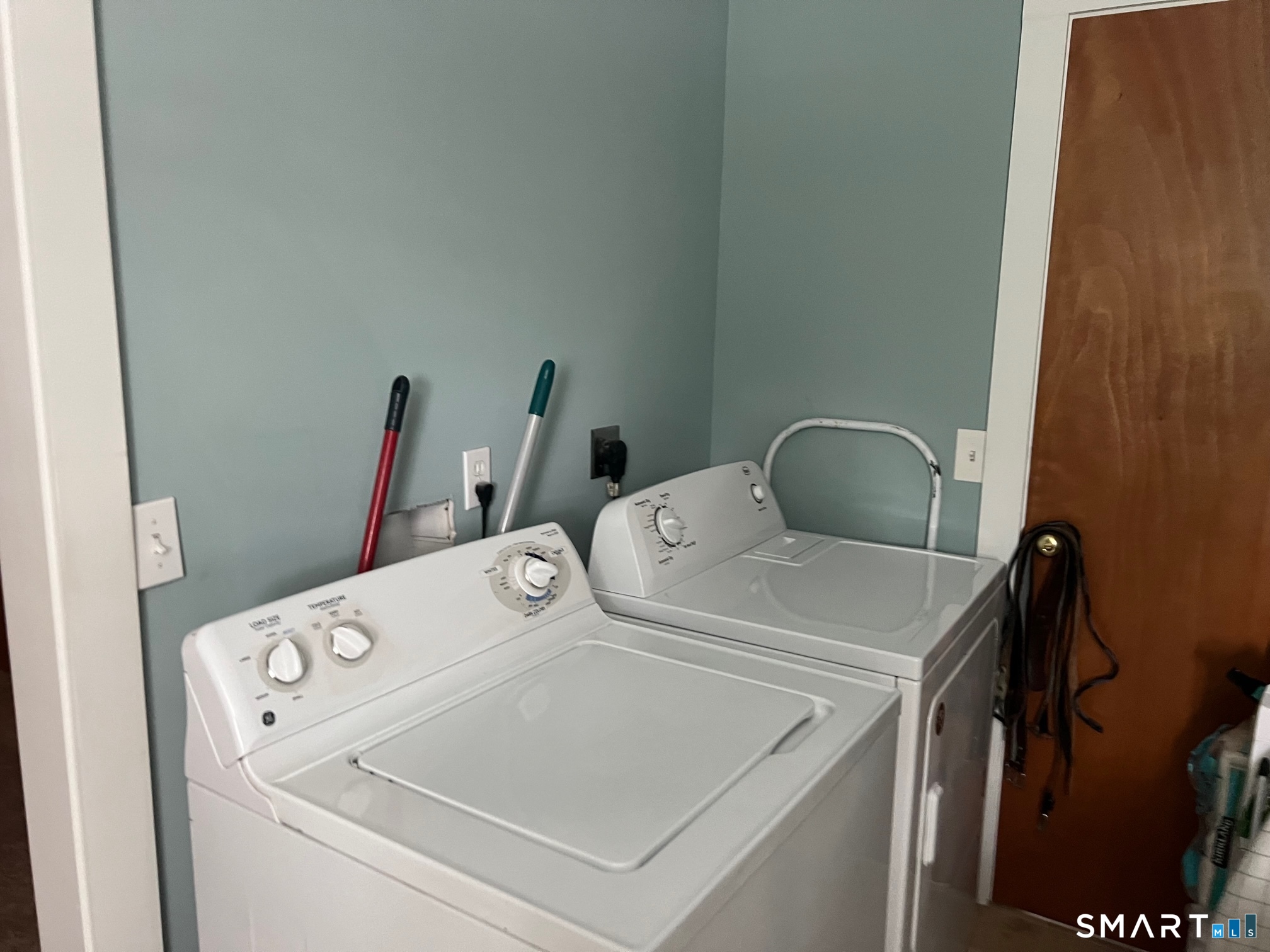 27 B Ferry Road Old Saybrook, CT 06475 - Photo 11 of 14 Gallery Image 11