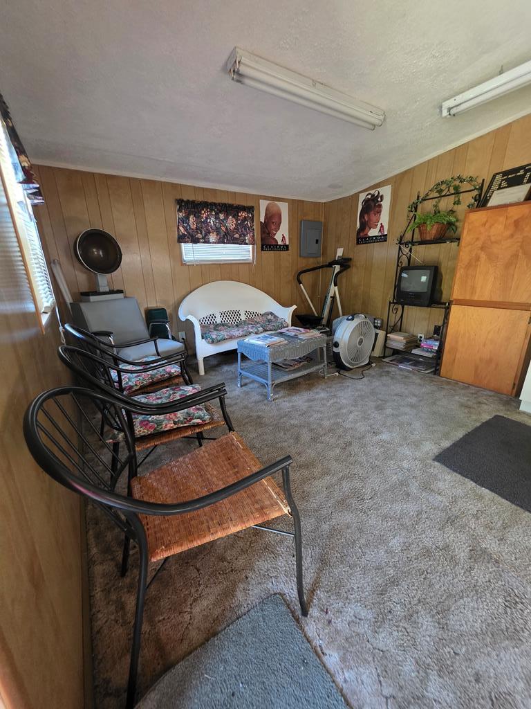1352 24th Street Columbus, GA 31901 - Photo 17 of 18 a room with furniture and a table