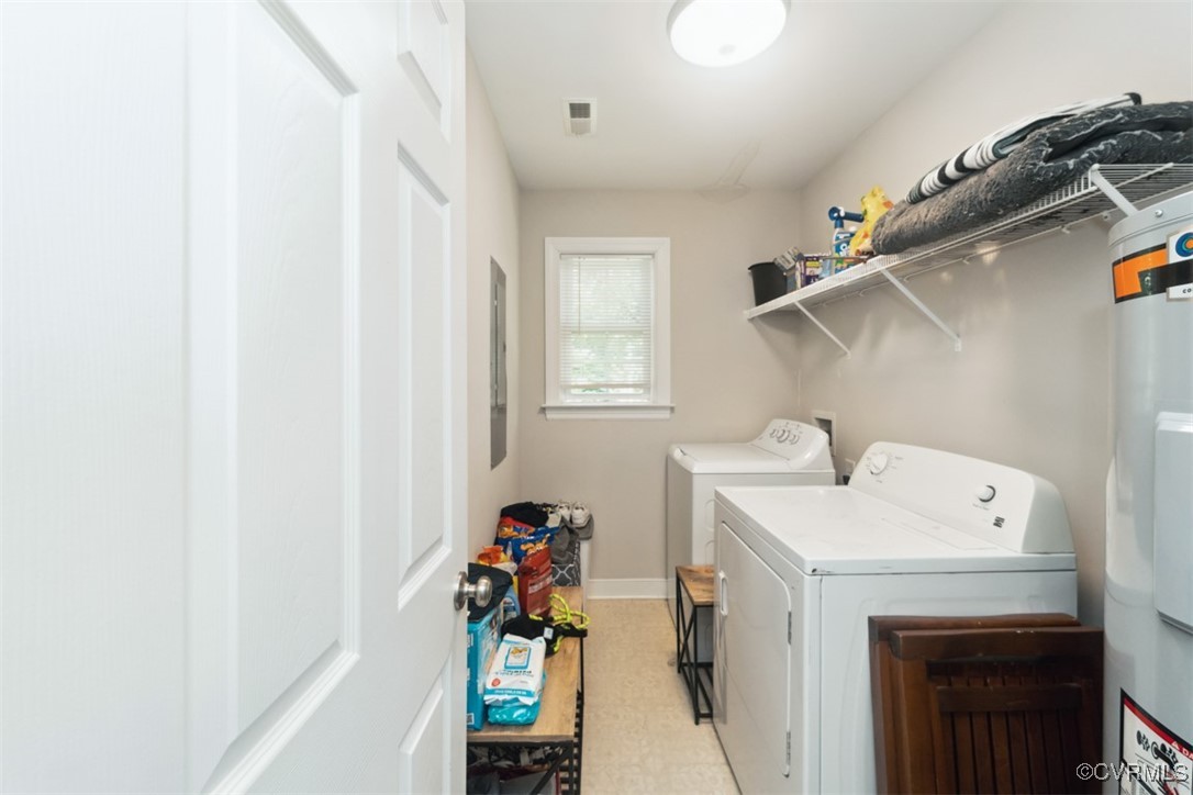 228 Pine Ridge Road Aylett, VA 23009 - Photo 12 of 25 Clothes washing area with washer and dryer