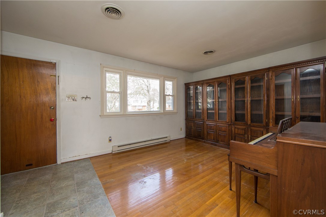 2709 Tanager Road Henrico, VA 23228 - Photo 3 of 33 Gallery Image 3