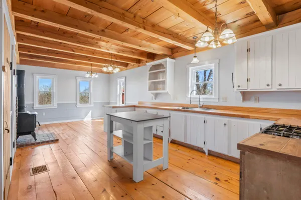 $419,900 | 635 Blinn Hill Road, Pittston, ME 04345