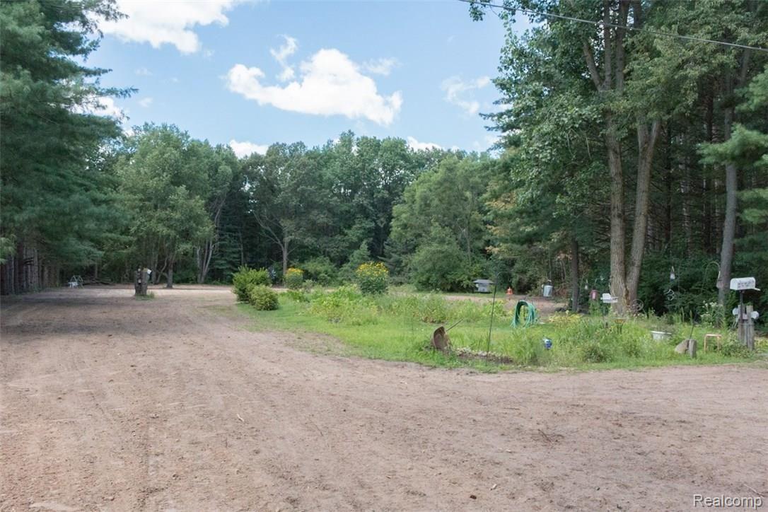 3370 Jewell Road Howell, MI 48843 - Photo 9 of 9 Backyard.jpg